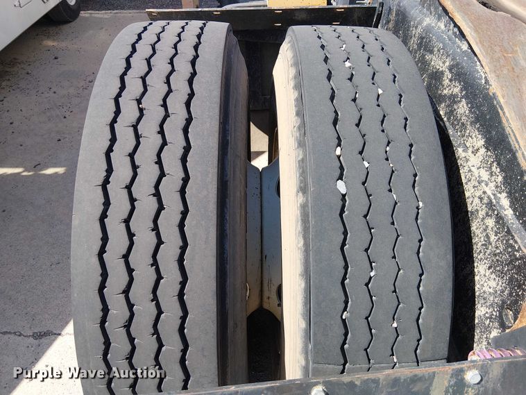 image for item YA2670 2011 Kalmar Ottawa yard truck