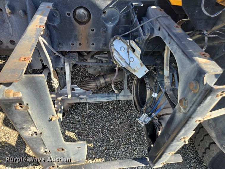 image for item YA2680 2013 Kalmar Ottawa yard truck