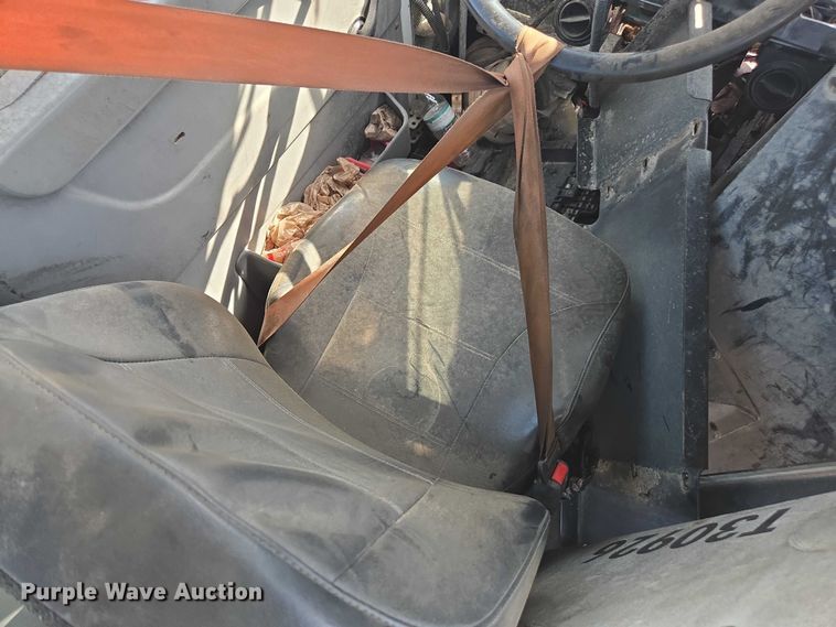 image for item YA2680 2013 Kalmar Ottawa yard truck