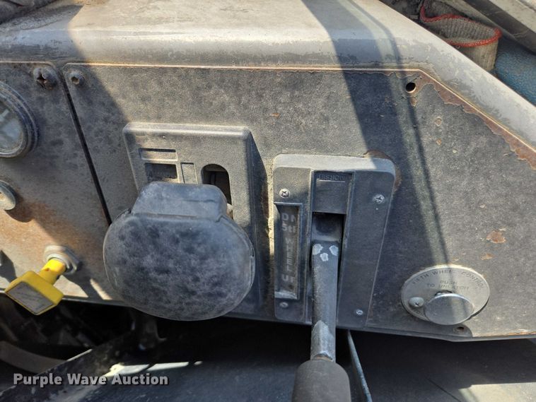 image for item YA2680 2013 Kalmar Ottawa yard truck