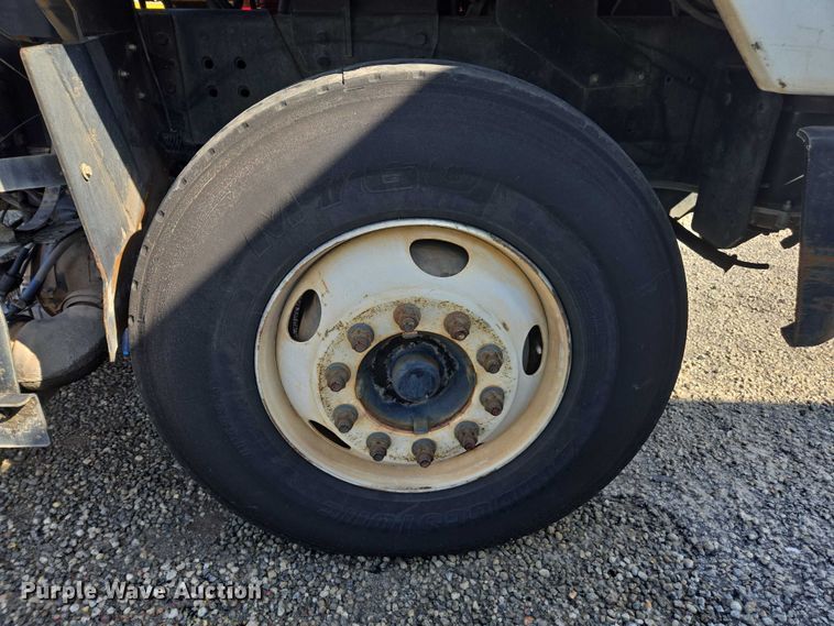 image for item YA2680 2013 Kalmar Ottawa yard truck