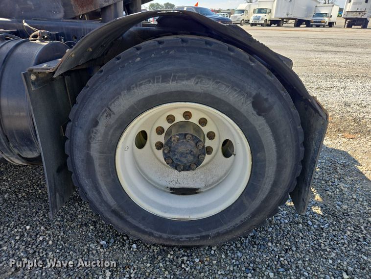 image for item YA2680 2013 Kalmar Ottawa yard truck