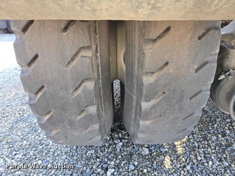 image for item YA2680 2013 Kalmar Ottawa yard truck