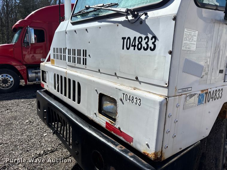 image for item YA2681 2002 Kalmar Ottawa yard truck