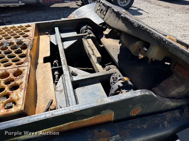 image for item YA2681 2002 Kalmar Ottawa yard truck