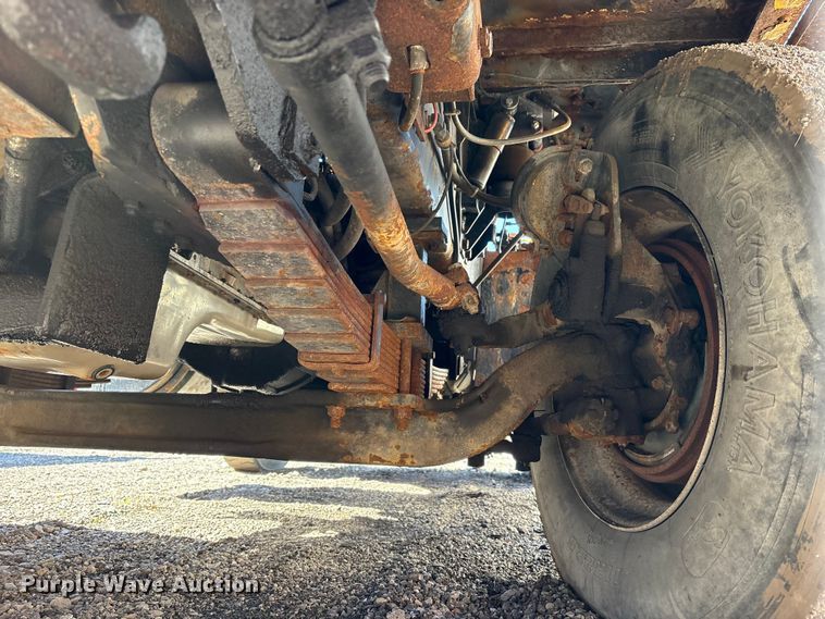 image for item YA2681 2002 Kalmar Ottawa yard truck