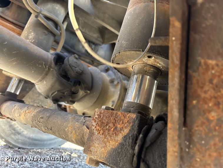 image for item YA2681 2002 Kalmar Ottawa yard truck