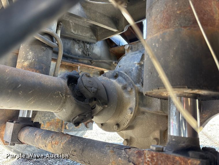 image for item YA2681 2002 Kalmar Ottawa yard truck