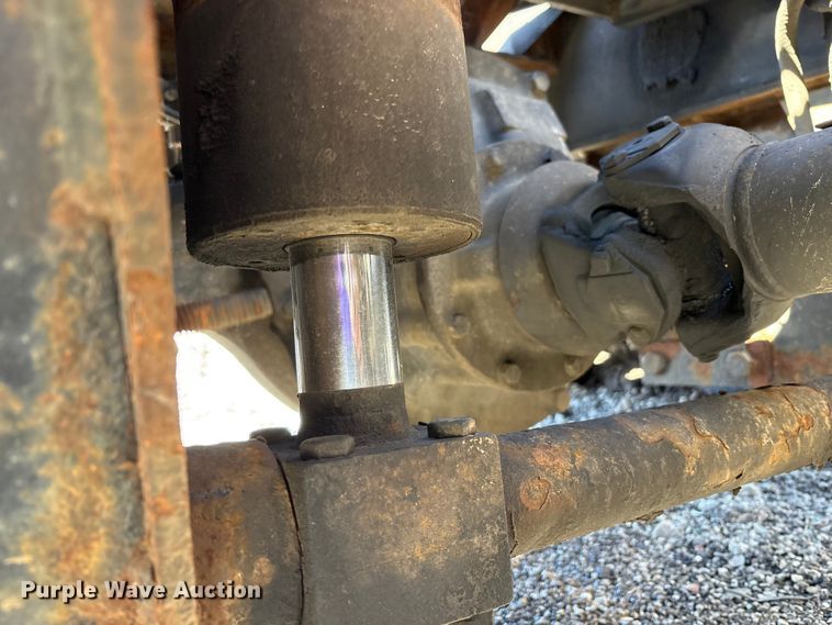 image for item YA2681 2002 Kalmar Ottawa yard truck