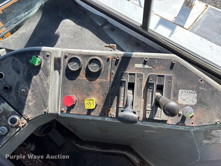 image for item YA2681 2002 Kalmar Ottawa yard truck