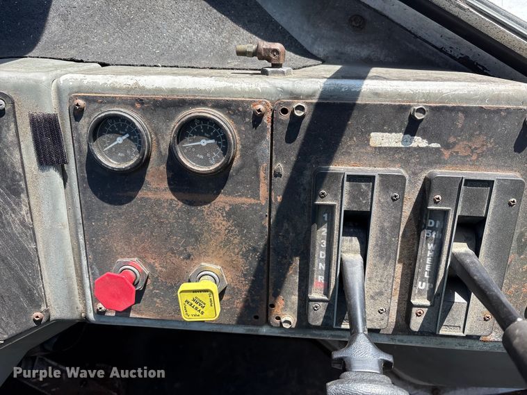 image for item YA2681 2002 Kalmar Ottawa yard truck