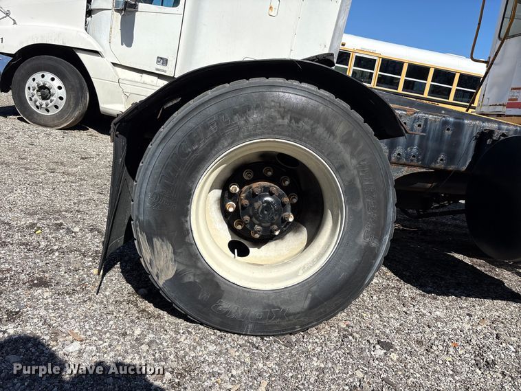 image for item YA2681 2002 Kalmar Ottawa yard truck