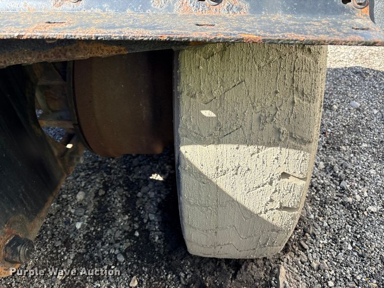 image for item YA2681 2002 Kalmar Ottawa yard truck