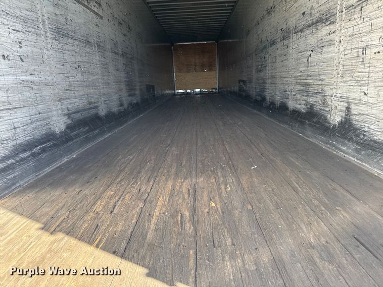 image for item YA2682 1995 Wabash dry van trailer