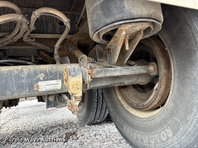 image for item YA2749 2018 Wilson DWH-650 grain trailer