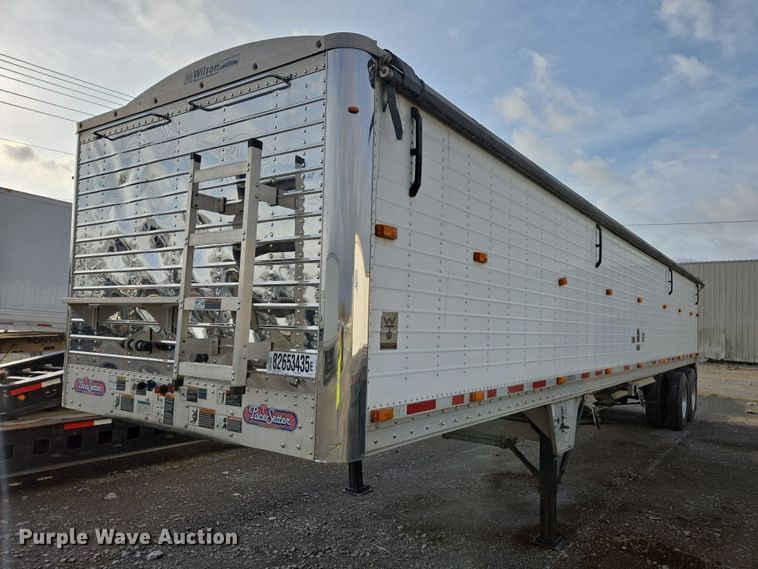 image for item YA2754 2010 Wilson DWH-550 grain trailer
