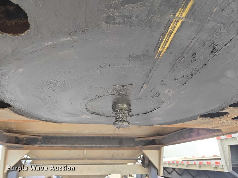 image for item YA2754 2010 Wilson DWH-550 grain trailer