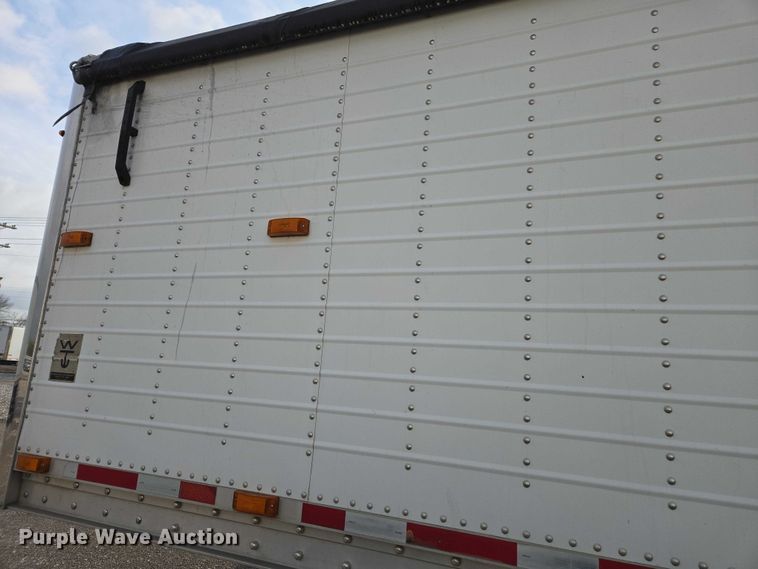 image for item YA2754 2010 Wilson DWH-550 grain trailer