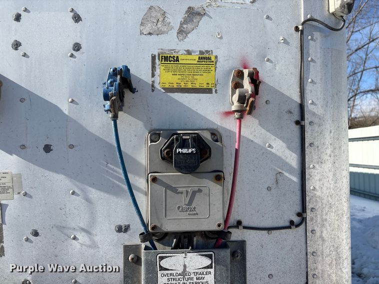 image for item YA6114 2015 Vanguard MaxCube dry van trailer