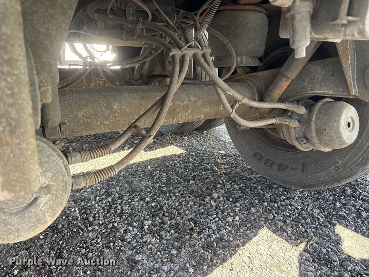 image for item YA6114 2015 Vanguard MaxCube dry van trailer