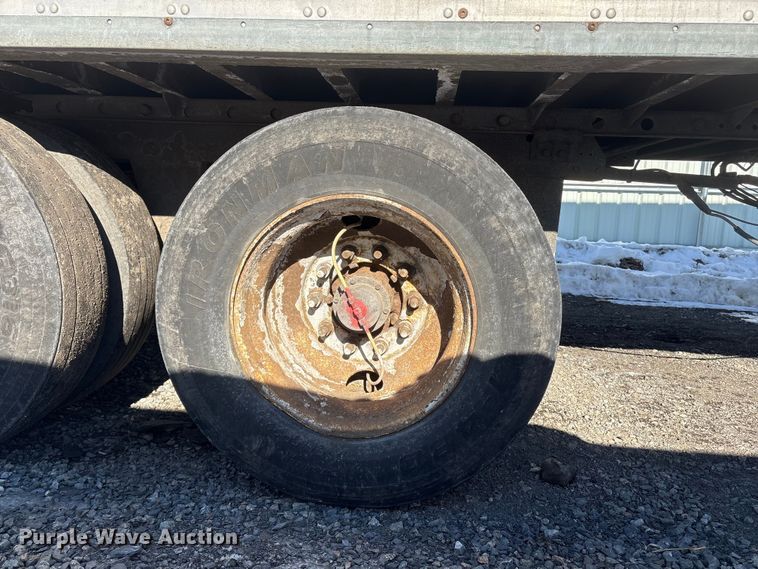 image for item YA6114 2015 Vanguard MaxCube dry van trailer