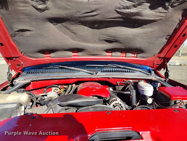 image for item BI9756 2003 GMC Sierra 1500 Ext. Cab pickup truck