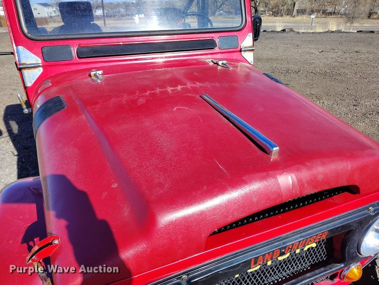 image for item BI9757 1961 Toyota FJ 40 Land Cruiser SUV