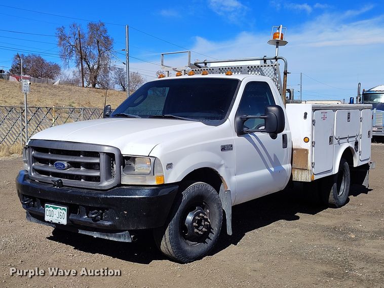 2003 Ford F350 Super Duty XL utility bed pickup truck in Thornton