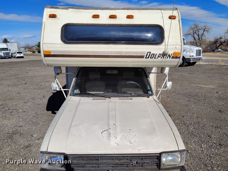 image for item BI9761 1983 Toyota Dolphin RV
