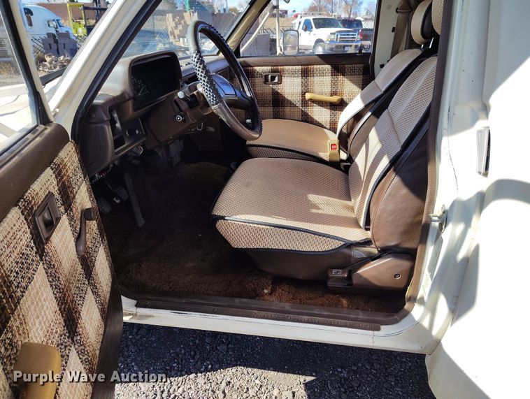 image for item BI9761 1983 Toyota Dolphin RV