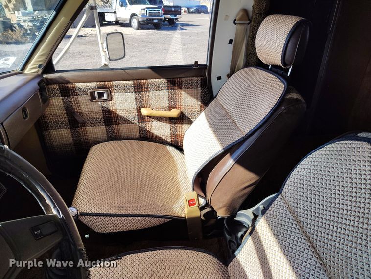 image for item BI9761 1983 Toyota Dolphin RV