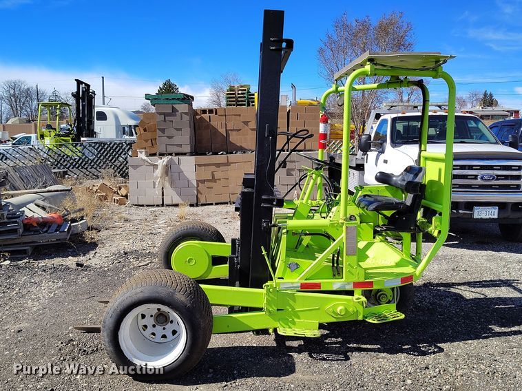 image for item BI9767 Donkey D12 forklift