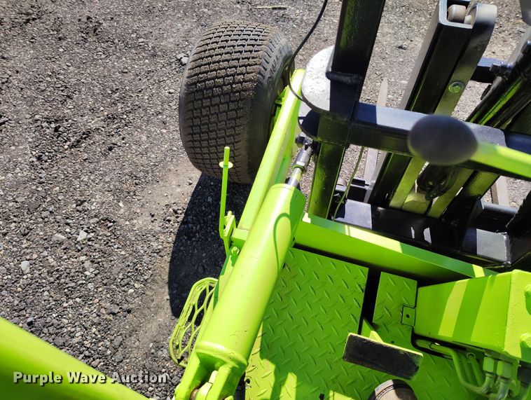 image for item BI9767 Donkey D12 forklift