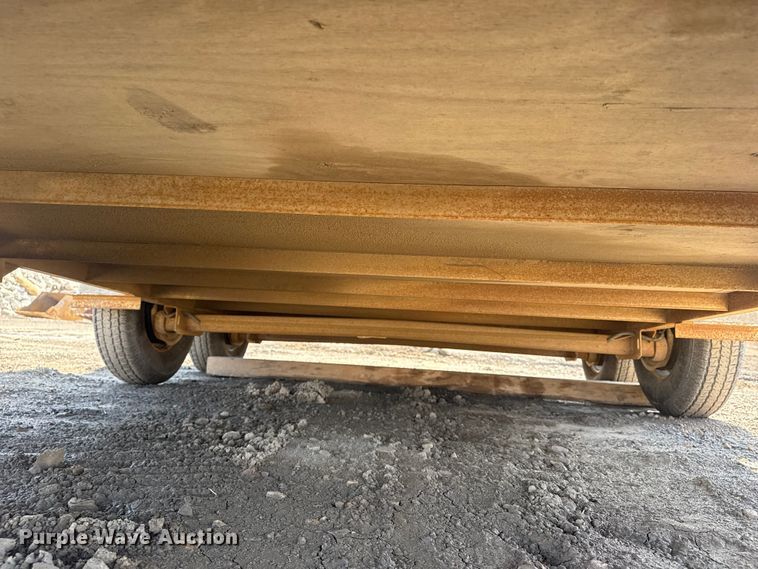 image for item DO8461 2011 Contract Manufacturer Trailers enclosed cargo trailer