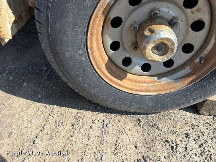 image for item DO8461 2011 Contract Manufacturer Trailers enclosed cargo trailer