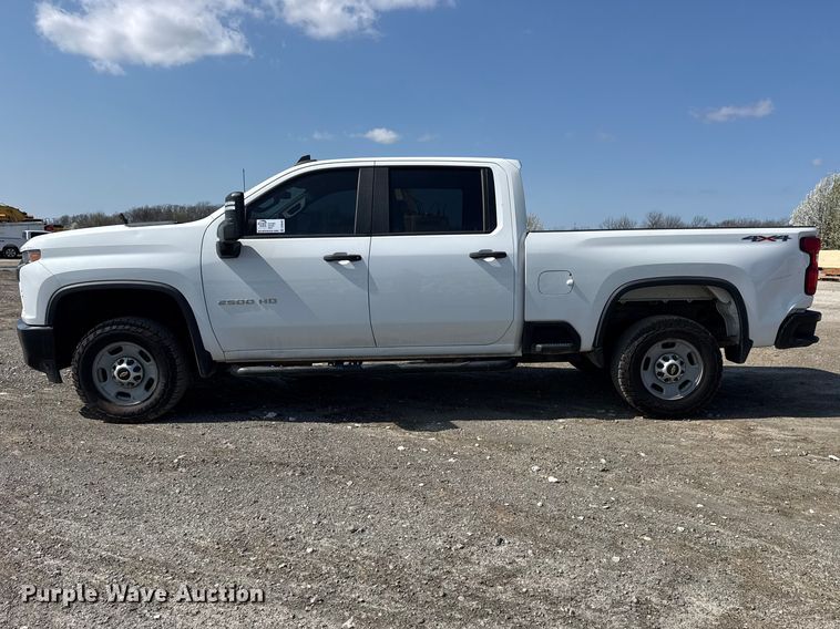 image for item DO8462 2021 Chevrolet Silverado 2500HD Crew Cab pickup truck
