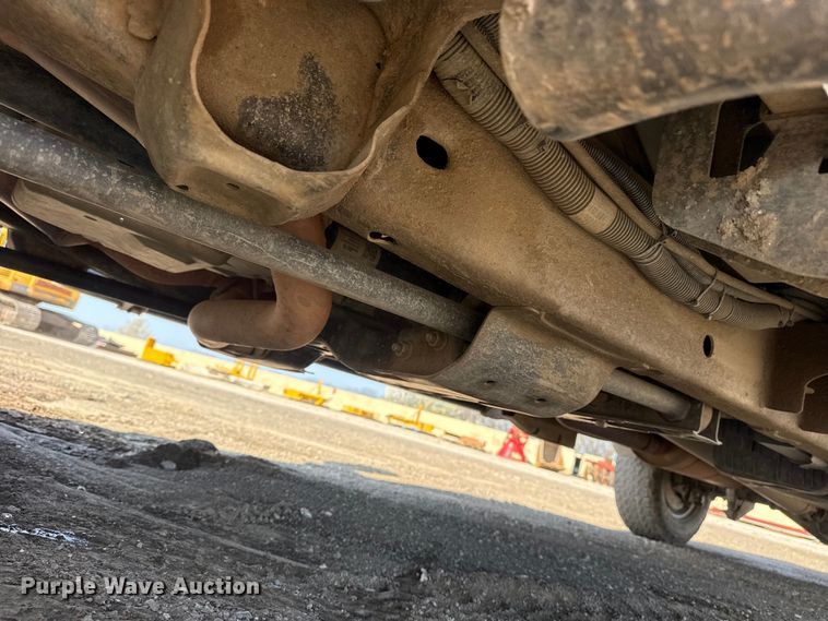 image for item DO8462 2021 Chevrolet Silverado 2500HD Crew Cab pickup truck