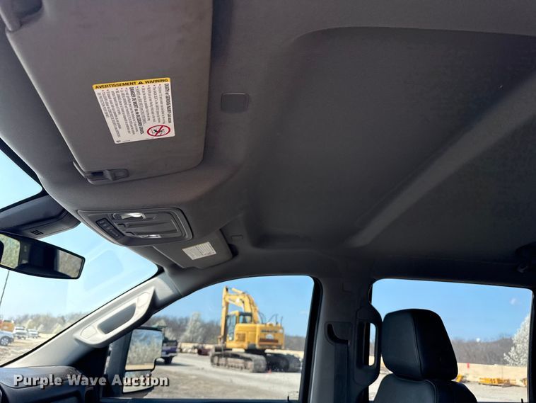 image for item DO8462 2021 Chevrolet Silverado 2500HD Crew Cab pickup truck