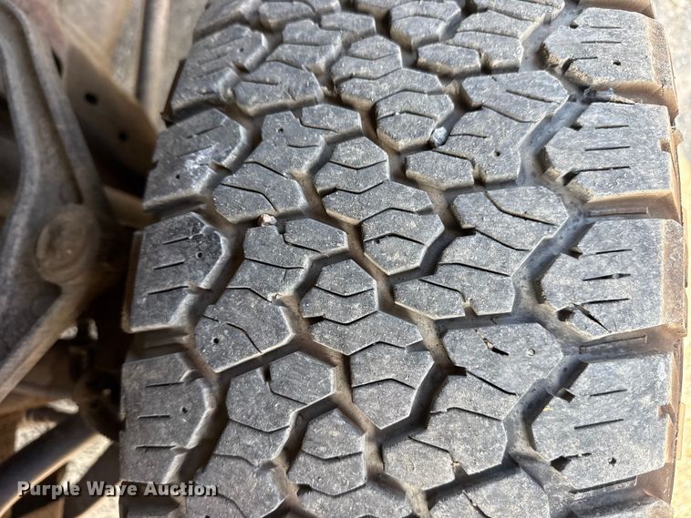 image for item DO8462 2021 Chevrolet Silverado 2500HD Crew Cab pickup truck