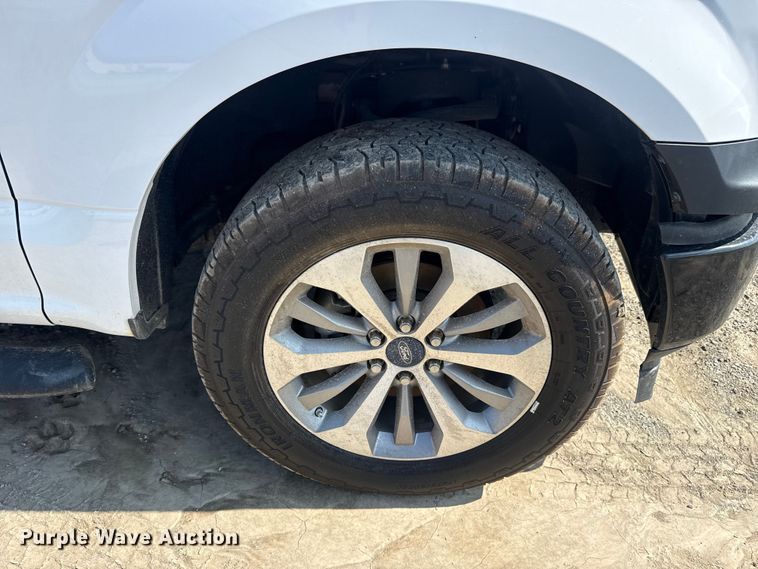 image for item DO8463 2018 Ford F150 Ext. Cab pickup truck