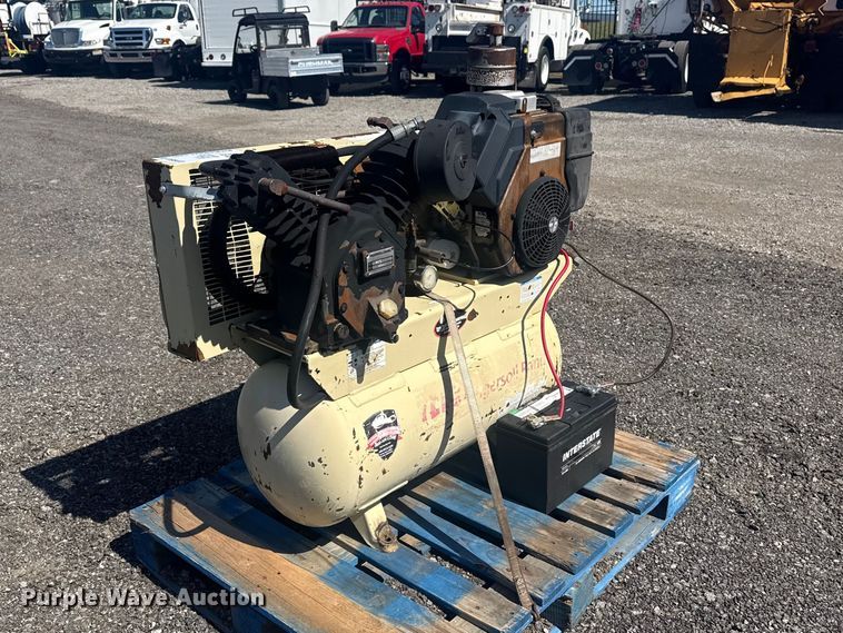 image for item DO8472 Ingersoll Rand 2575 air compressor