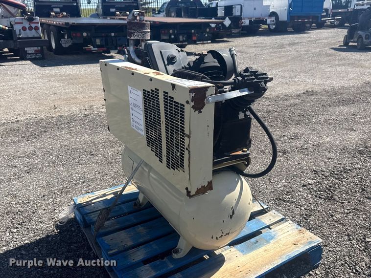 image for item DO8472 Ingersoll Rand 2575 air compressor