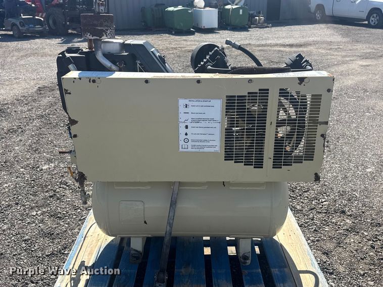 image for item DO8472 Ingersoll Rand 2575 air compressor