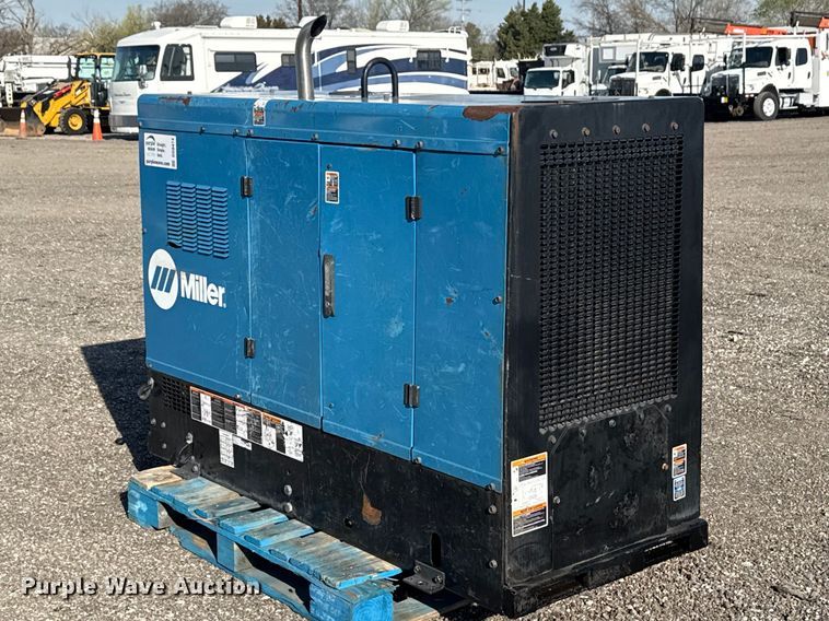 image for item DO8474 Miller Big Blue 600 Pro welder