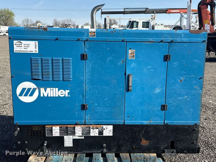 image for item DO8474 Miller Big Blue 600 Pro welder