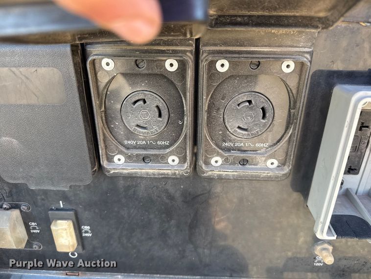 image for item DO8474 Miller Big Blue 600 Pro welder