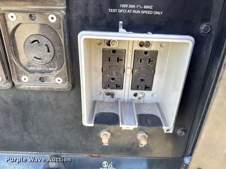 image for item DO8474 Miller Big Blue 600 Pro welder