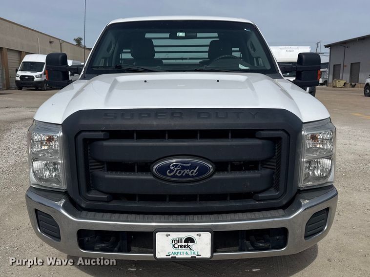 image for item DQ4347 2012 Ford F250 Super Duty XL flatbed pickup truck