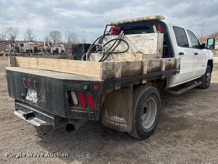 image for item DQ4362 2015 Chevrolet Silverado 3500HD Crew Cab flatbed pickup truck