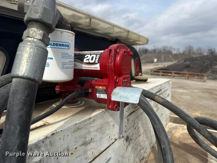 image for item DQ4362 2015 Chevrolet Silverado 3500HD Crew Cab flatbed pickup truck